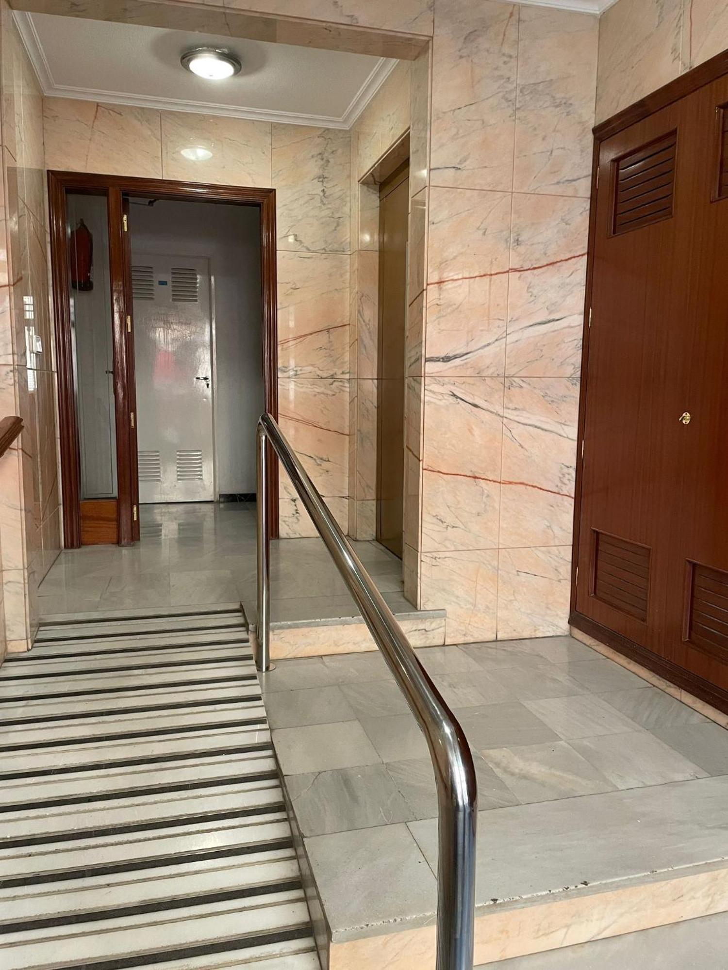 Piso Centrico En Elche Apartment ภายนอก รูปภาพ